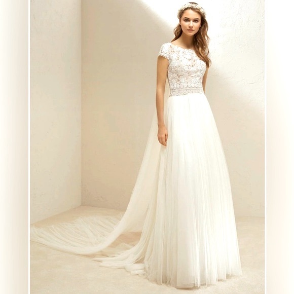 Pronovias Bridal Skirt NEW Soft Tulle with Court Train - Picture 4 of 15